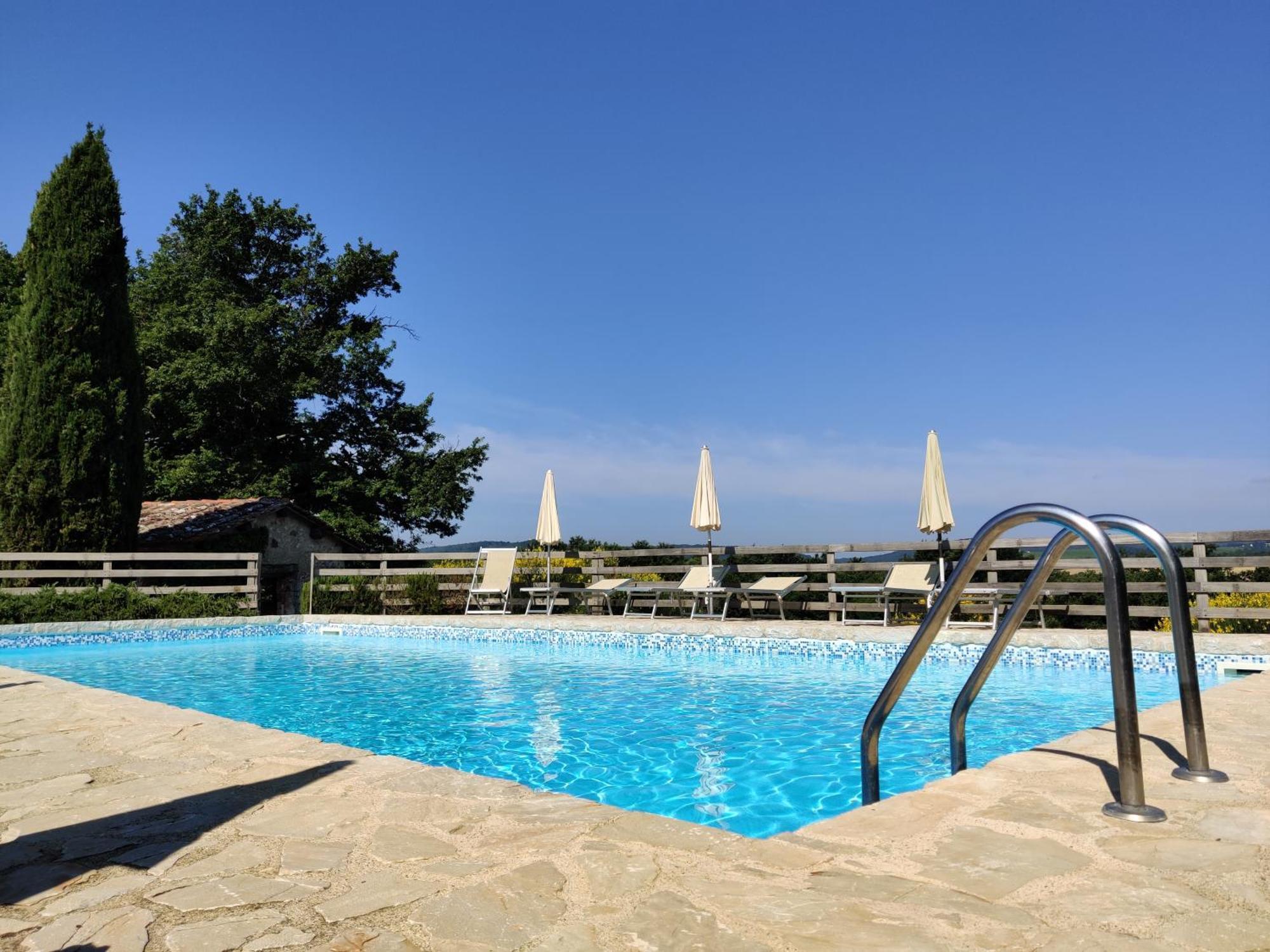 Fattoria Agriturismo Nerbona Казоле-д'Эльса Экстерьер фото